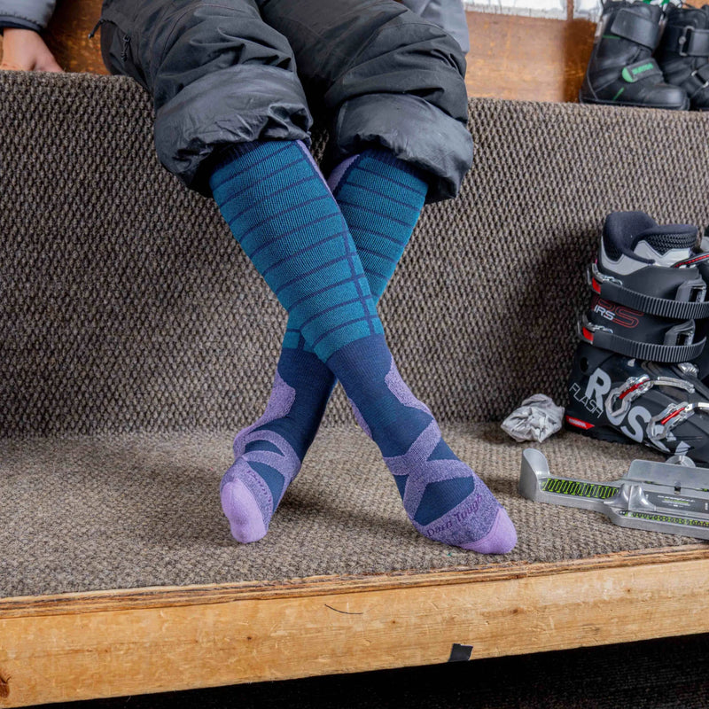 Load image into Gallery viewer, Darn Tough Women's Function X OTC Midweight Snow Socks
