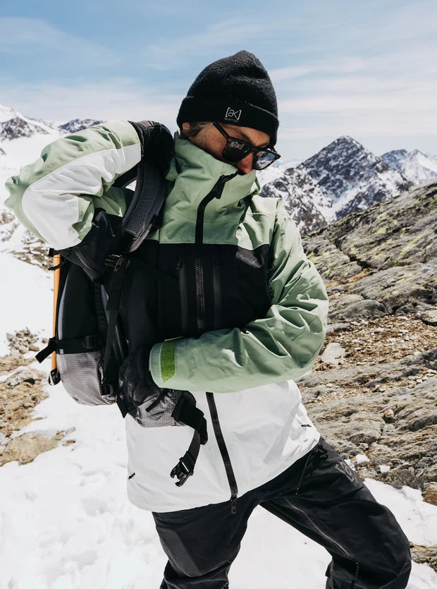 Load image into Gallery viewer, Burton [ak] Stagger Beanie
