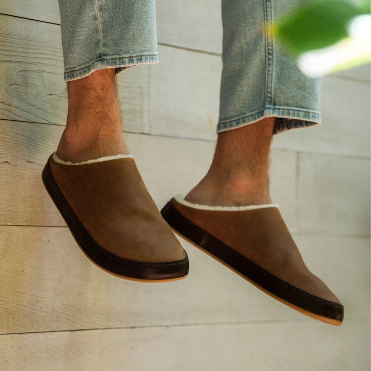 Load image into Gallery viewer, Olukai Men's Lol'i Mule Slipper
