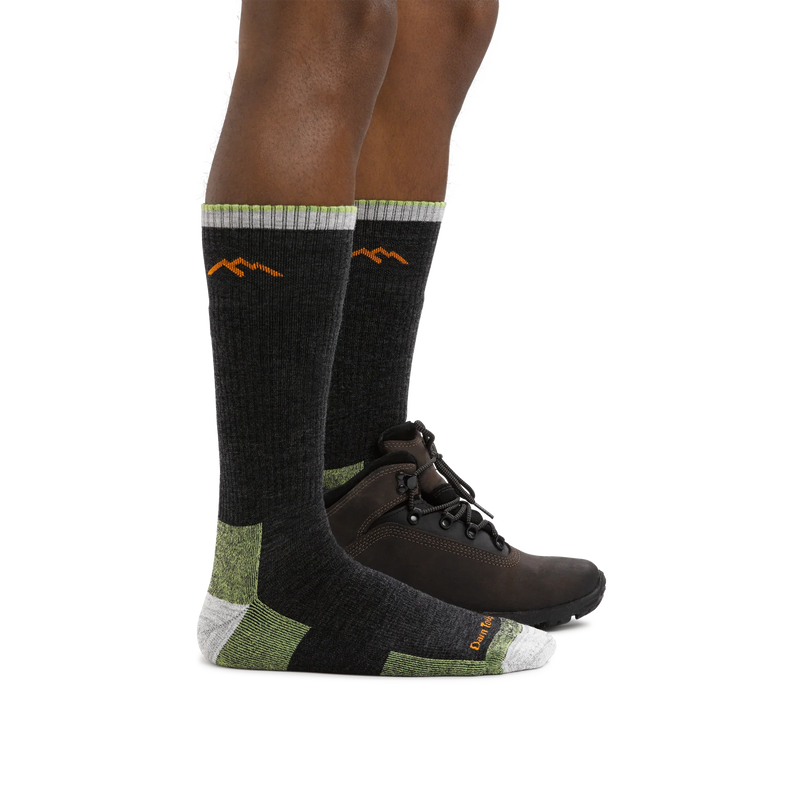 Load image into Gallery viewer, Darn Tough Men's Hiker Boot Midweight Hiking Socks
