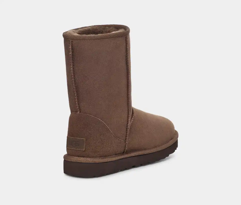 Load image into Gallery viewer, Ugg Women&#39;s Classic Short ll Boot
