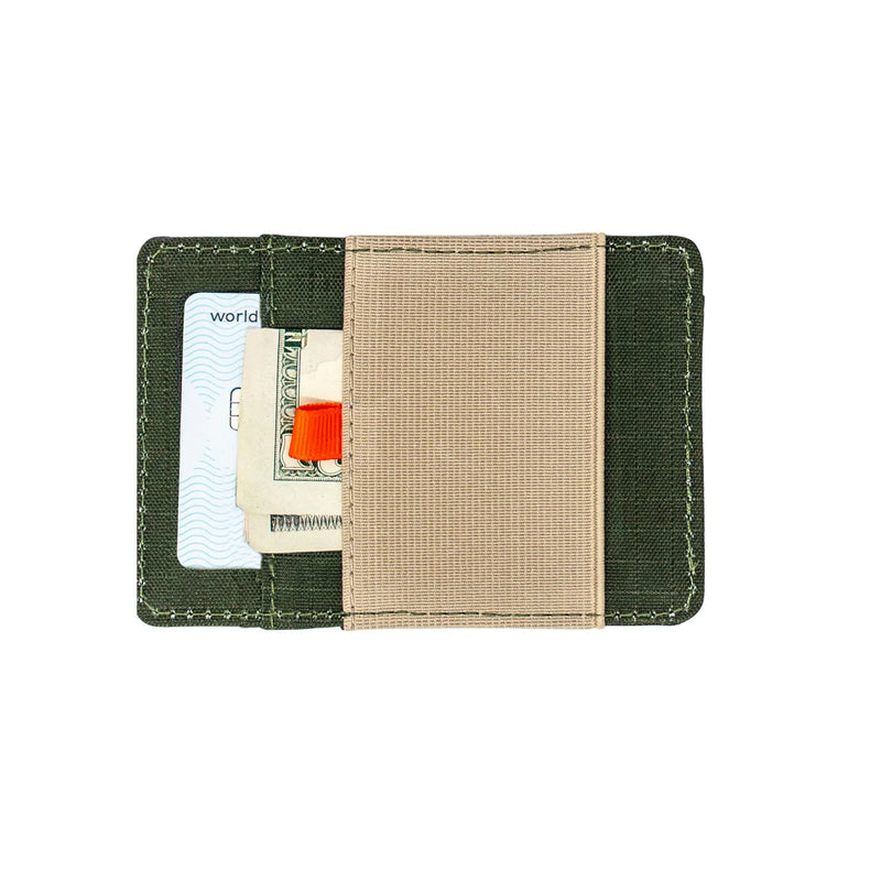 Load image into Gallery viewer, Chums Bandit Zip Wallet

