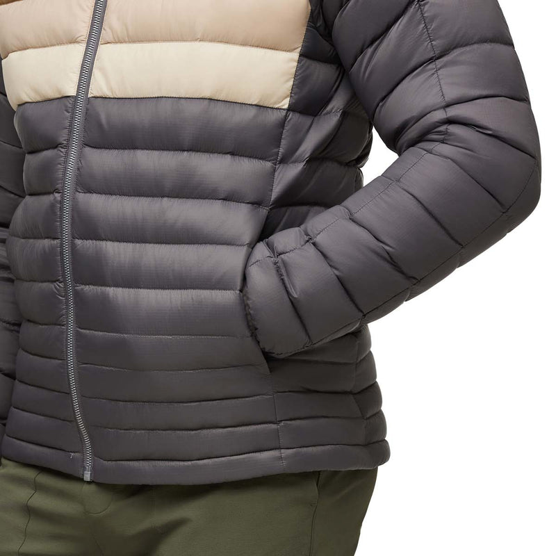 Load image into Gallery viewer, Gray puffer jacket with a neutral color panel on a white background

