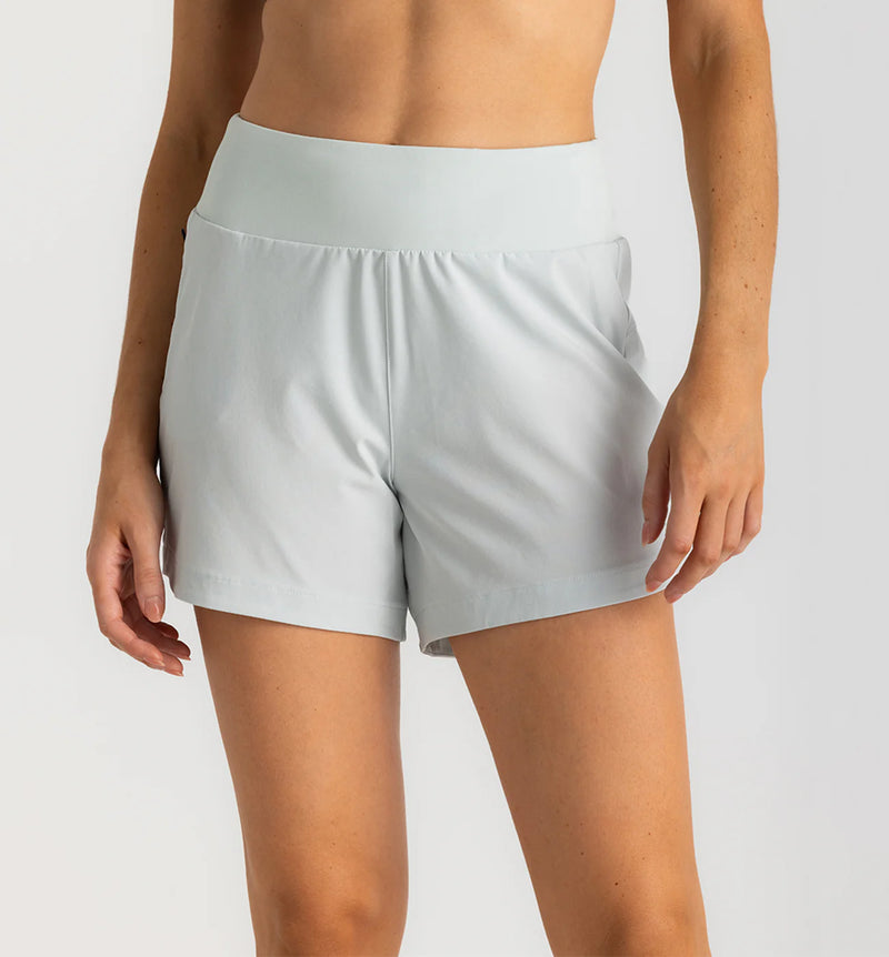 Load image into Gallery viewer, Free Fly Women&#39;s 5&quot; Bamboo Lined Active Breeze Short
