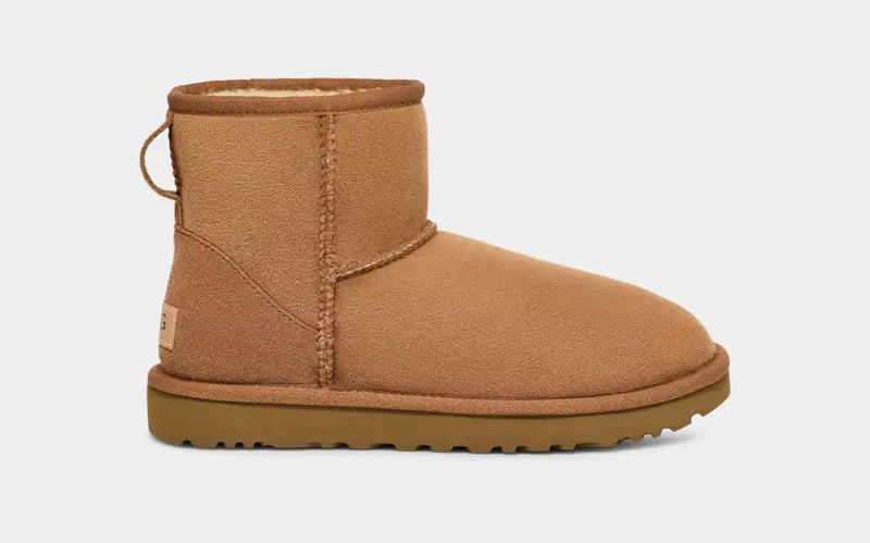 Load image into Gallery viewer, Ugg Women&#39;s Classic Mini ll Boot
