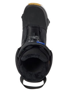Load image into Gallery viewer, Close-up of a black snow boot on a white background
