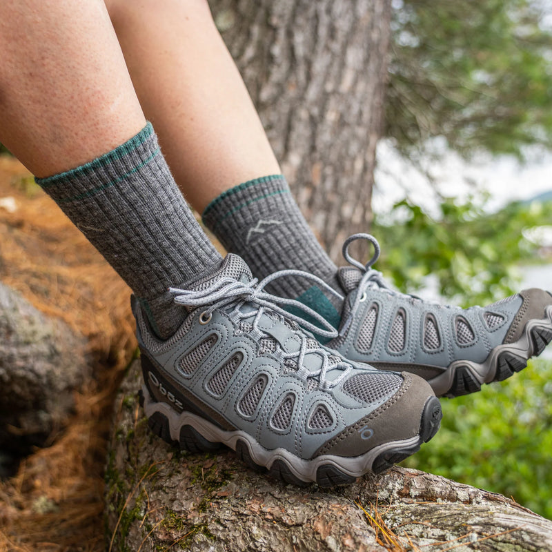 Load image into Gallery viewer, Darn Tough Women&#39;s Hiker Micro Crew Midweight Hiking Sock
