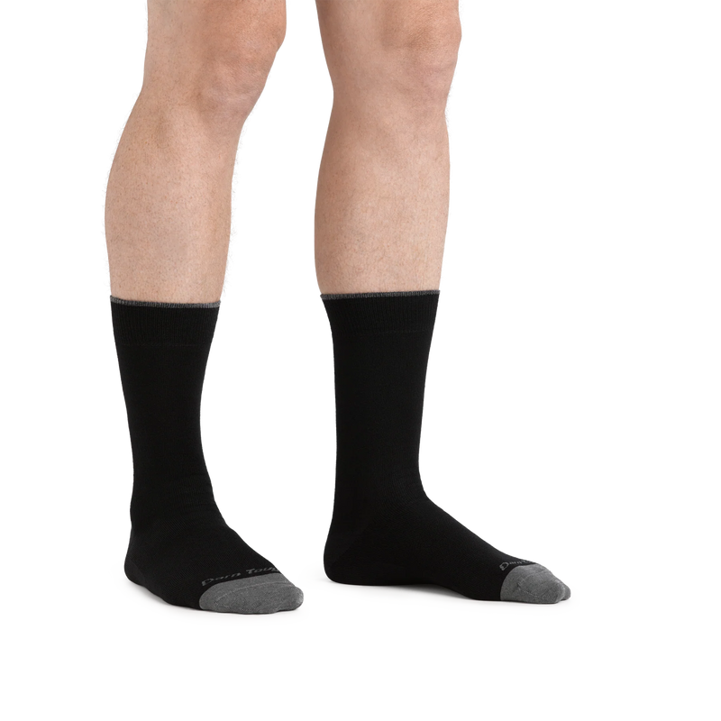 Load image into Gallery viewer, Darn Tough Men&#39;s Standard No Cushion Lightweight Lifestyle Crew Sock
