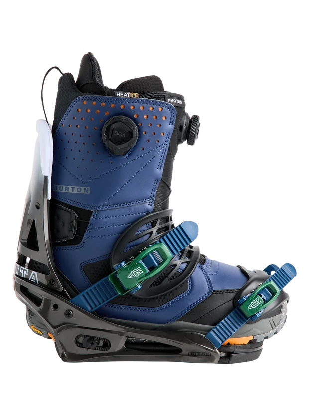 Load image into Gallery viewer, Burton men's malavita snowboard binding with boot shown fitting the binding. Ski and Tennis Station.
