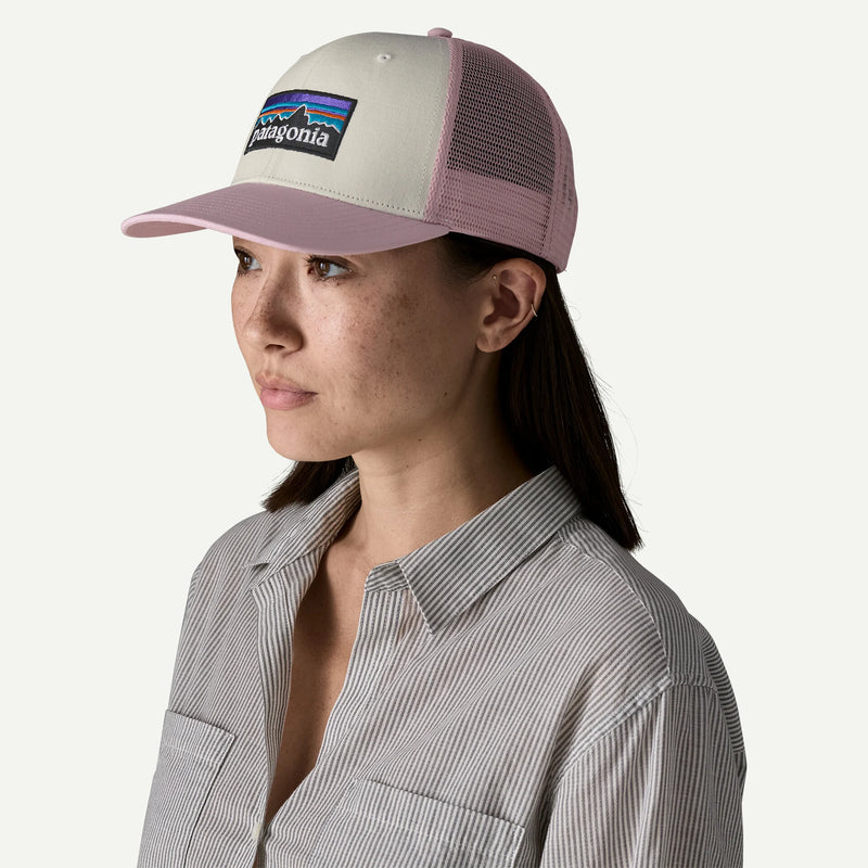 Load image into Gallery viewer, Patagonia P-6 Logo Trucker Hat - Ski &amp; Tennis Station
