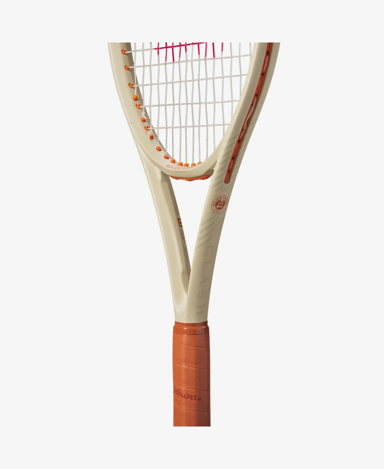 Load image into Gallery viewer, Wilson Roland-Garros Clash 100 V2 Tennis Racquet
