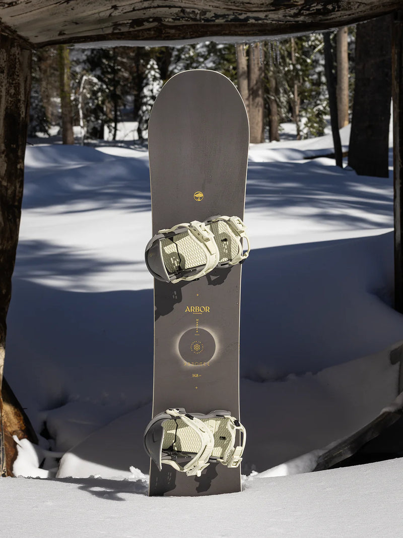 Load image into Gallery viewer, Arbor Women&#39;s Mantra Decon Snowboard 2026
