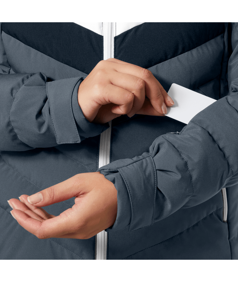 Load image into Gallery viewer, Helly Hansen Women&#39;s Imperial Puffy Jacket 2026
