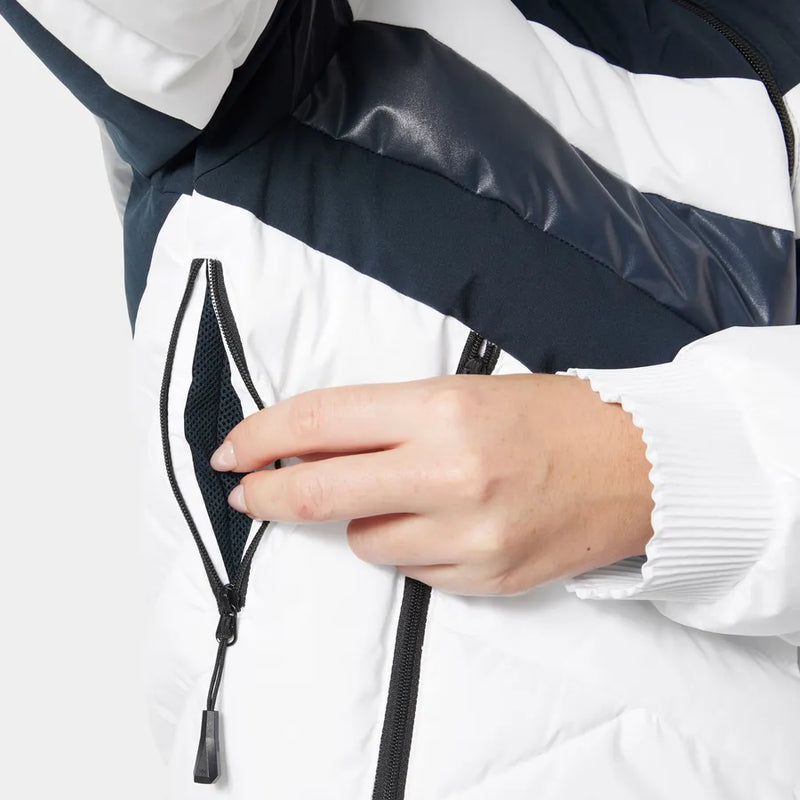 Load image into Gallery viewer, Helly Hansen Women&#39;s Imperial Short Puffy Jacket
