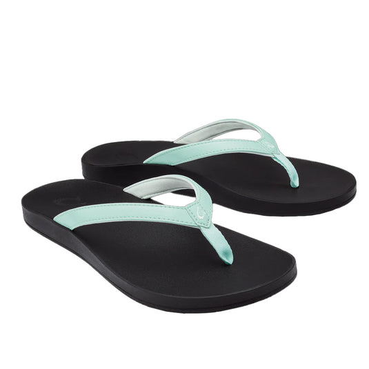 OluKai Women's Puawe Sandal