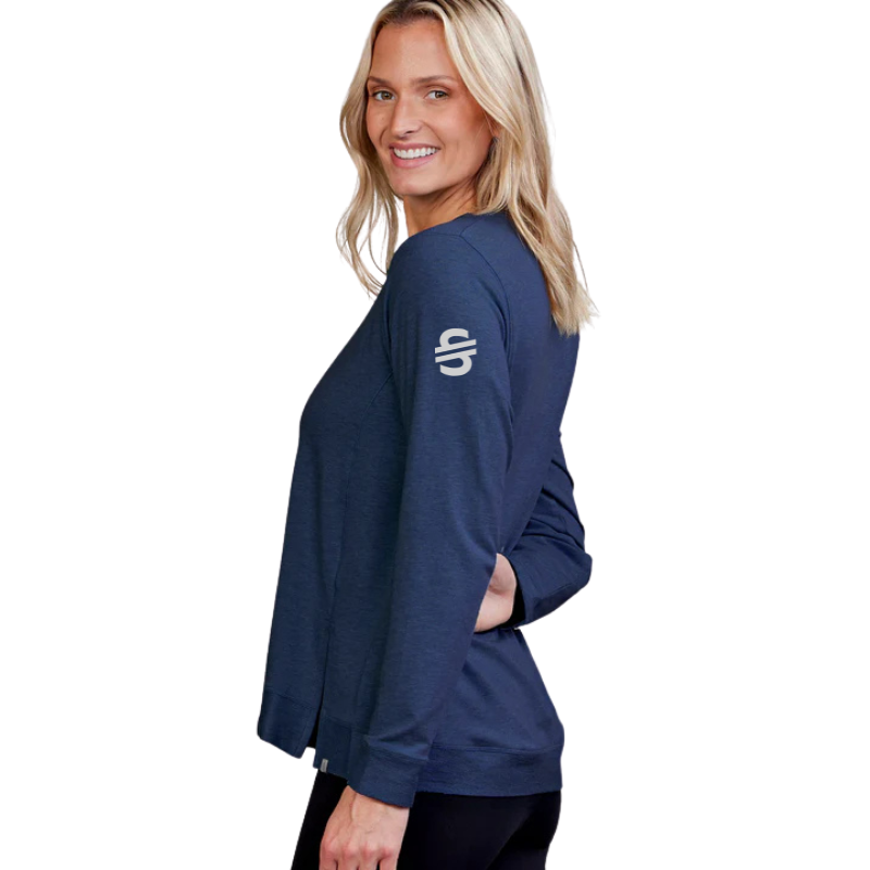 Load image into Gallery viewer, Tasc x Ski and Tennis Station Women's Riverwalk Sweatshirt 2.0 - Ski &amp; Tennis Station
