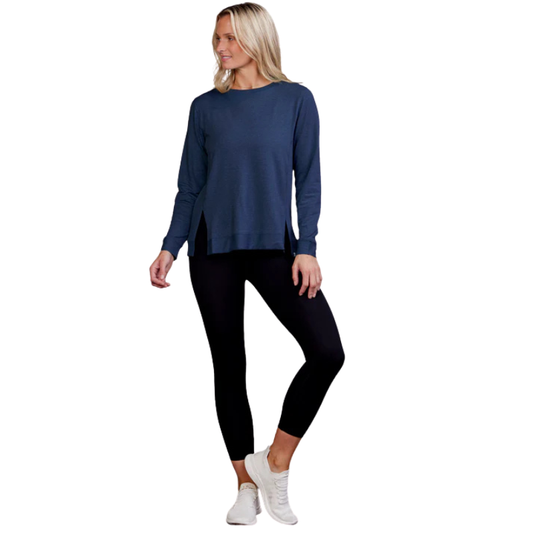 Tasc x Ski and Tennis Station Women's Riverwalk Sweatshirt 2.0 - Ski & Tennis Station
