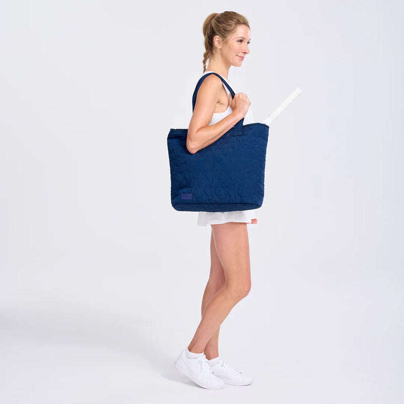 Load image into Gallery viewer, Ame &amp; Lulu Tennis Court Carryall
