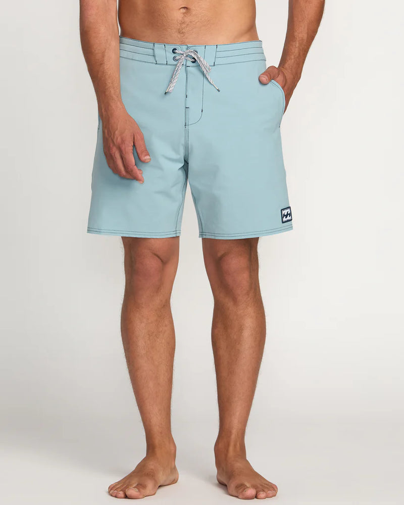Load image into Gallery viewer, Billabong Every Other Day Board Short
