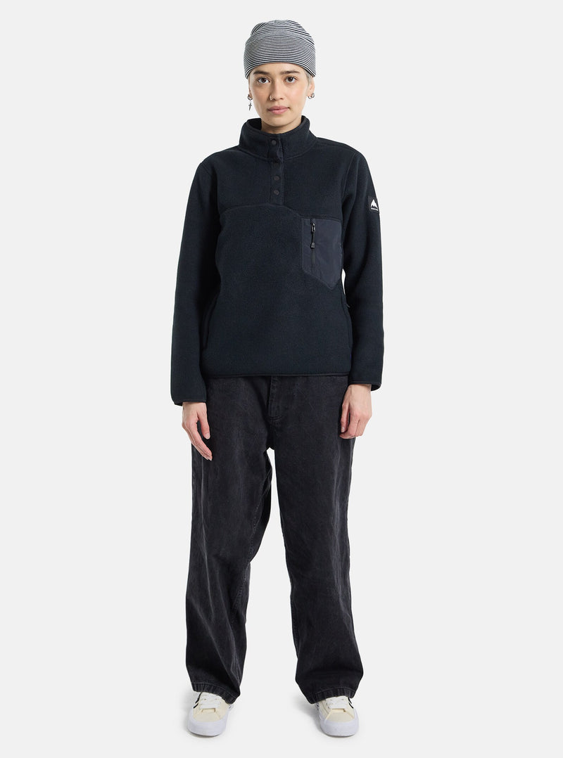 Load image into Gallery viewer, Woman wearing a black fleece outfit with a gray beanie on a white background

