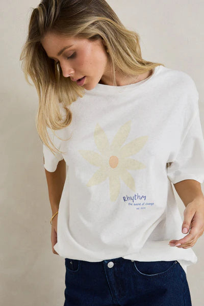 Load image into Gallery viewer, Rhythm Women's Goldie Oversized T-Shirt

