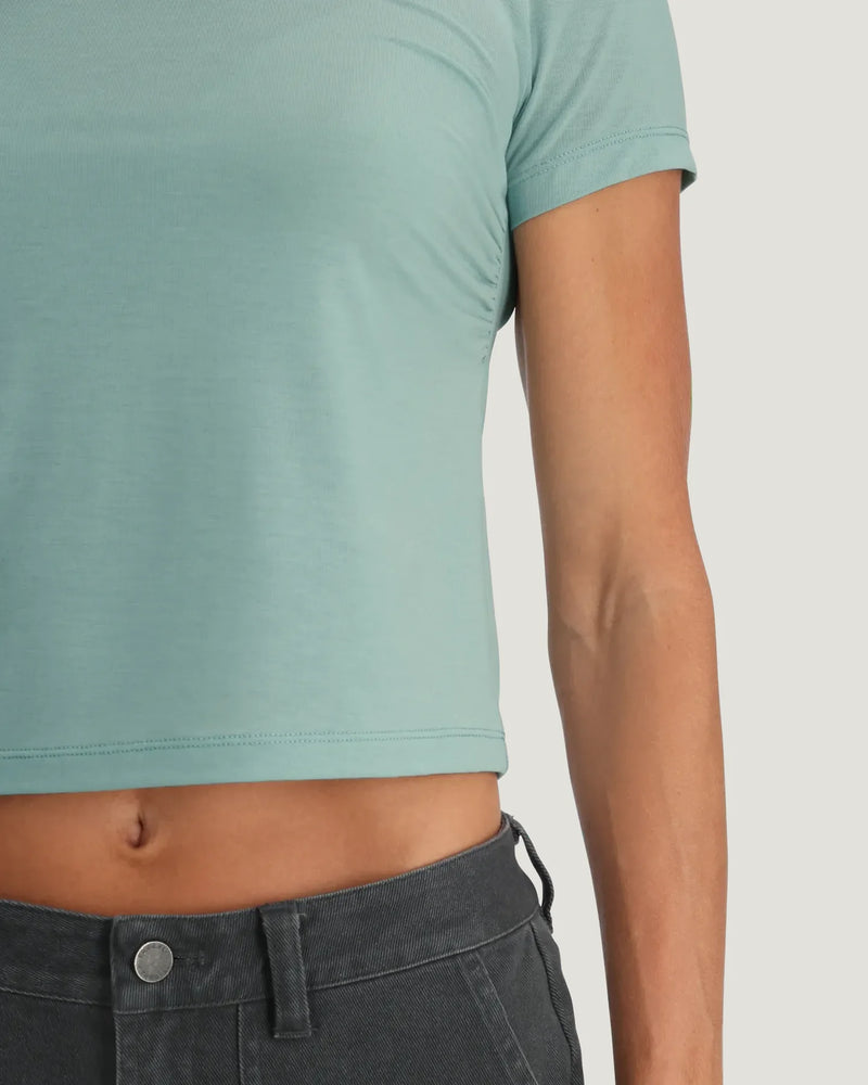 Load image into Gallery viewer, Free Fly Women's Elevate Lightweight Fitted Tee - Ski &amp; Tennis Station

