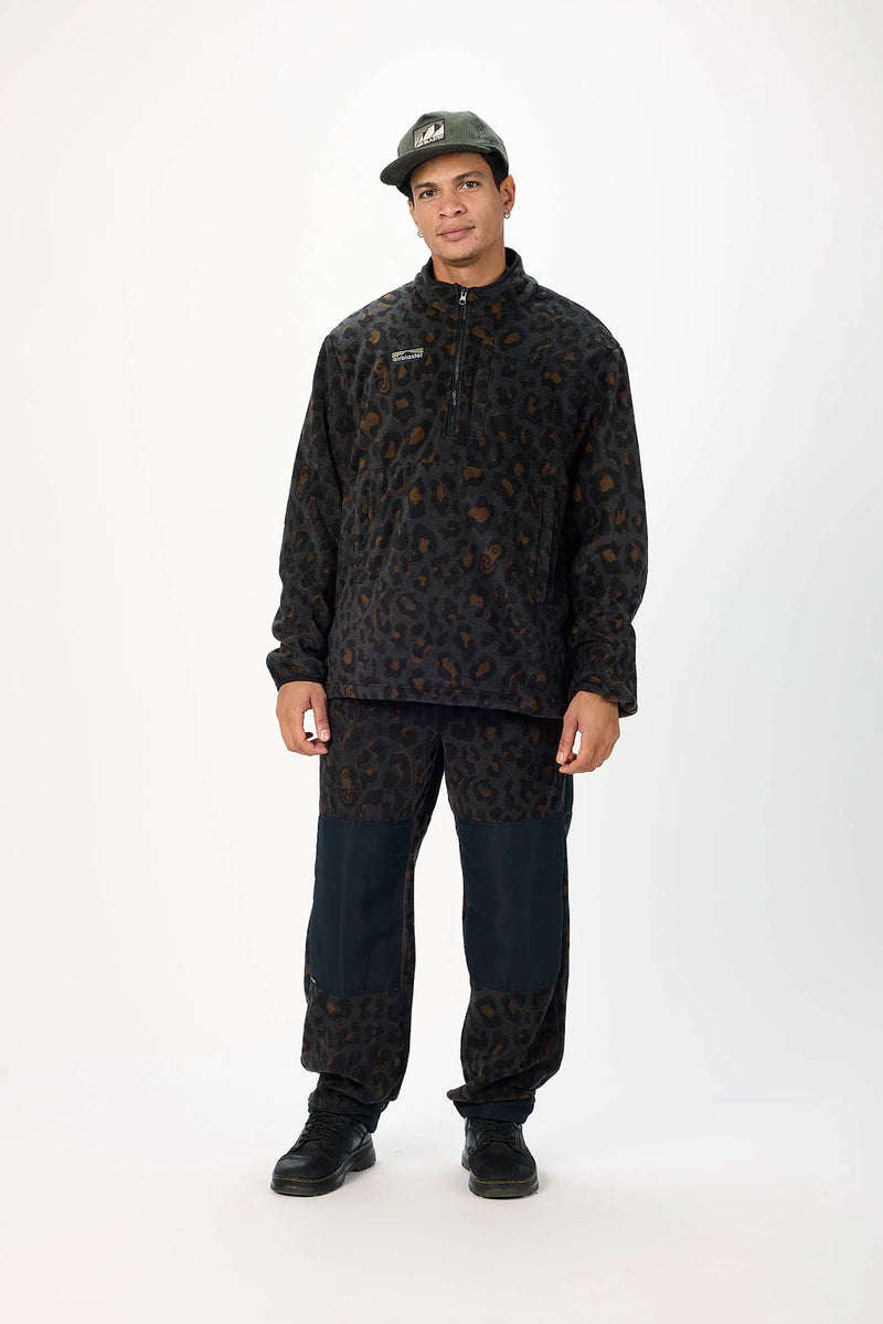 Load image into Gallery viewer, Airblaster Fleece Half-Zip

