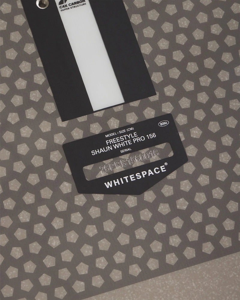Load image into Gallery viewer, Whitespace Men's Freestyle Shaun White Pro 2027
