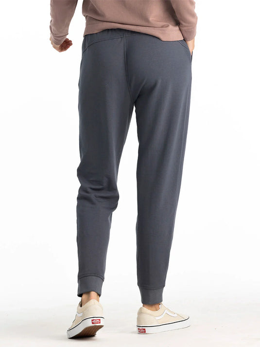 Free Fly Women's Bamboo Lightweight Fleece Jogger