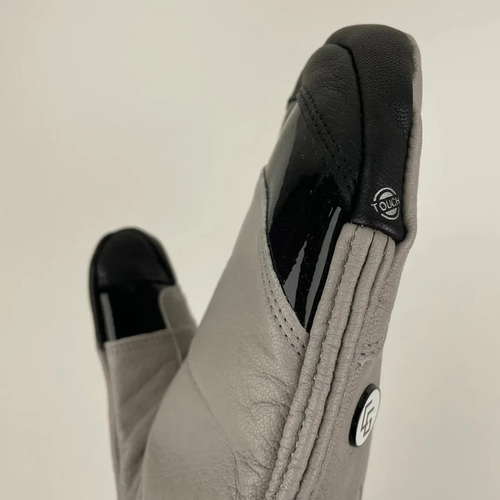 Load image into Gallery viewer, CG Habitats Handbag Mitten
