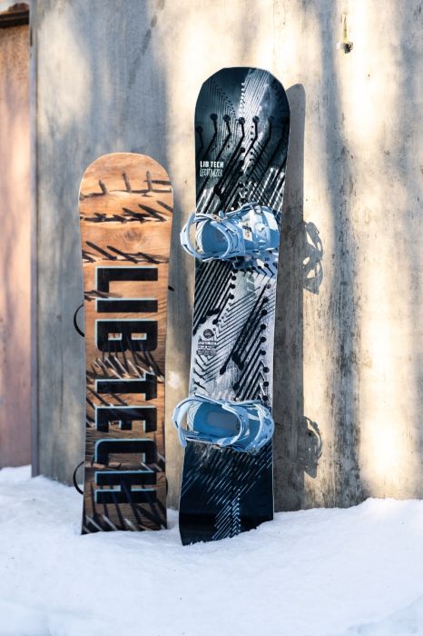 Load image into Gallery viewer, Lib Tech Men&#39;s Legitimizer Snowboard 2025
