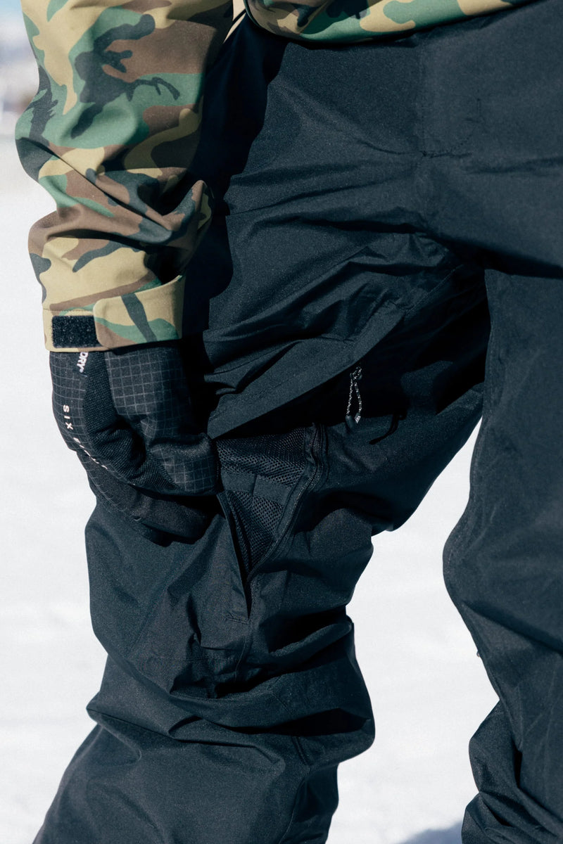 Load image into Gallery viewer, 686 Men's GORE-TEX Core Shell Pants 2027

