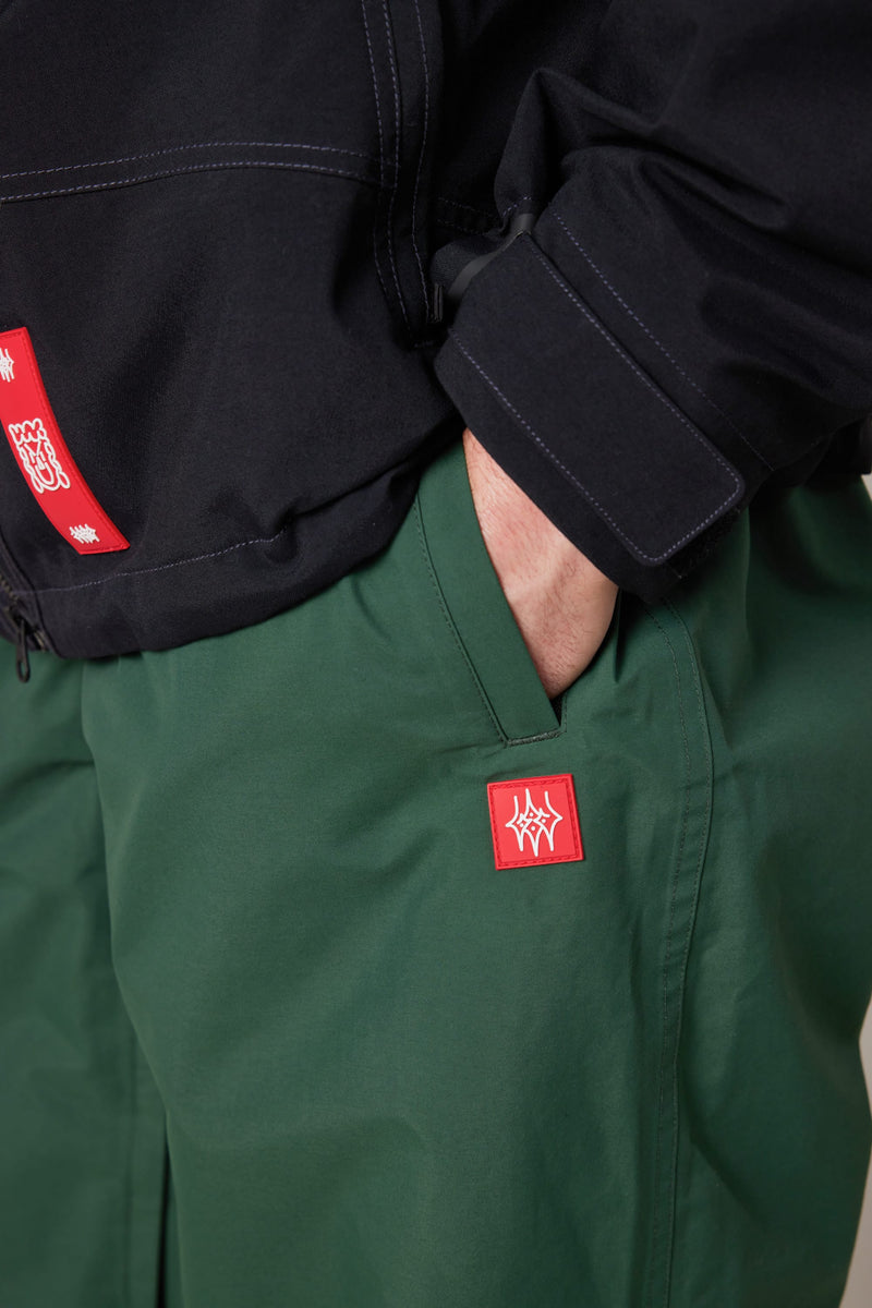 Load image into Gallery viewer, 686 Men's GORE-TEX DOJO Shell Pants 2027
