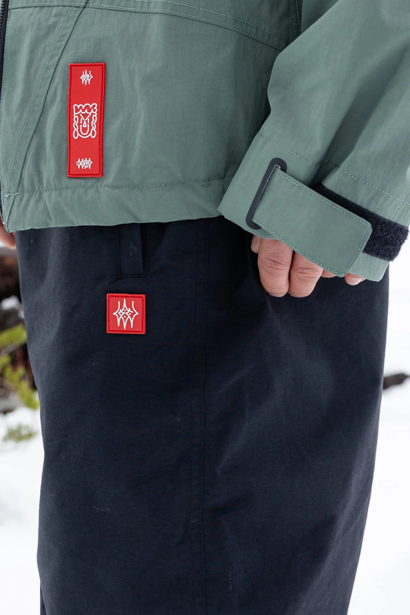 Load image into Gallery viewer, 686 Men's DOJO Shell Pant 2027
