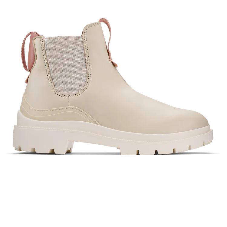 Load image into Gallery viewer, OluKai Women&#39;s Hehi Chelsea Boots
