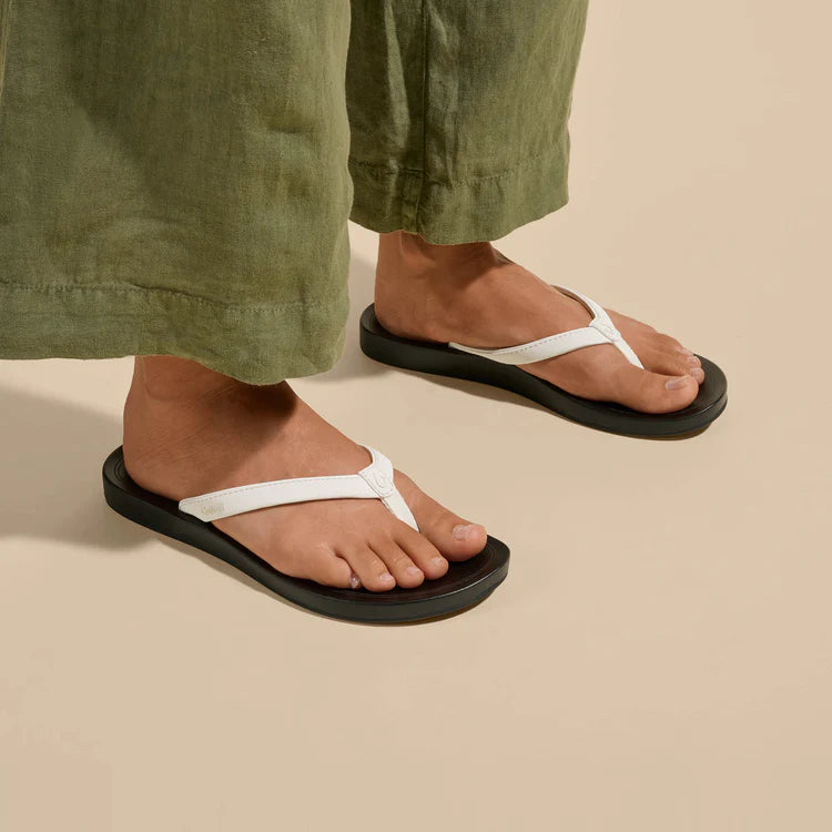 Load image into Gallery viewer, OluKai Women&#39;s &#39;Uiki Sandal
