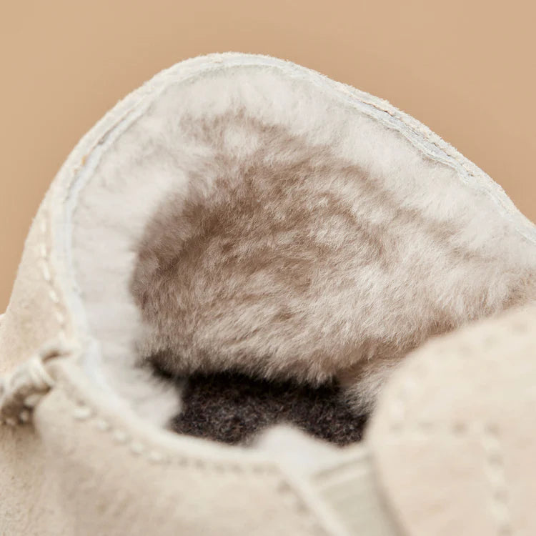 Load image into Gallery viewer, Olukai Women&#39;s Nohea Soft Shearling Slippers
