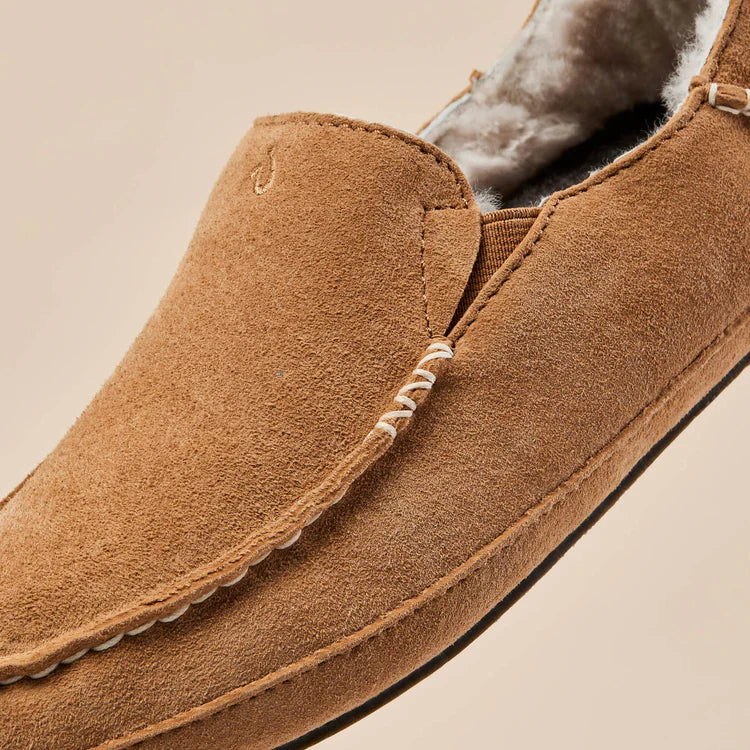 Load image into Gallery viewer, Olukai Women&#39;s Nohea Soft Shearling Slippers
