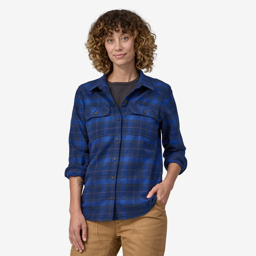 Load image into Gallery viewer, Patagonia Women&#39;s Long-Sleeved Organic Cotton Midweight Fjord Flannel Shirt - Ski &amp; Tennis Station
