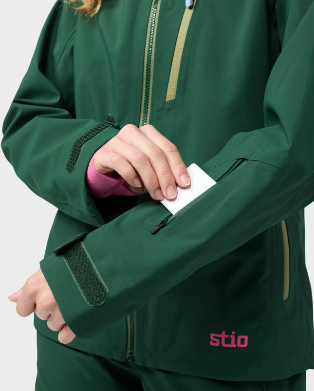 Load image into Gallery viewer, Stio Women's Environ Jacket 2027
