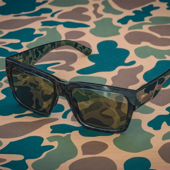 Load image into Gallery viewer, Smith Lineup ChromaPop Sunglasses
