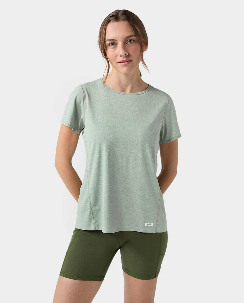 Load image into Gallery viewer, Stio Women's Lucent Tee Short Sleeve
