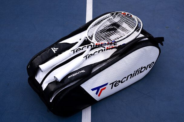 Load image into Gallery viewer, Tecnifibre TF-40 305 16m Tennis Racquet
