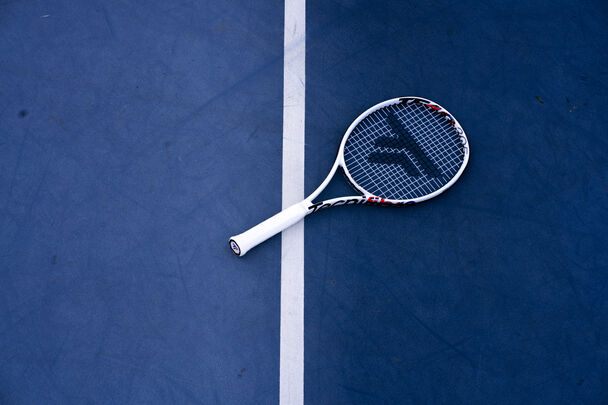 Load image into Gallery viewer, Tecnifibre TF-40 305 16m Tennis Racquet
