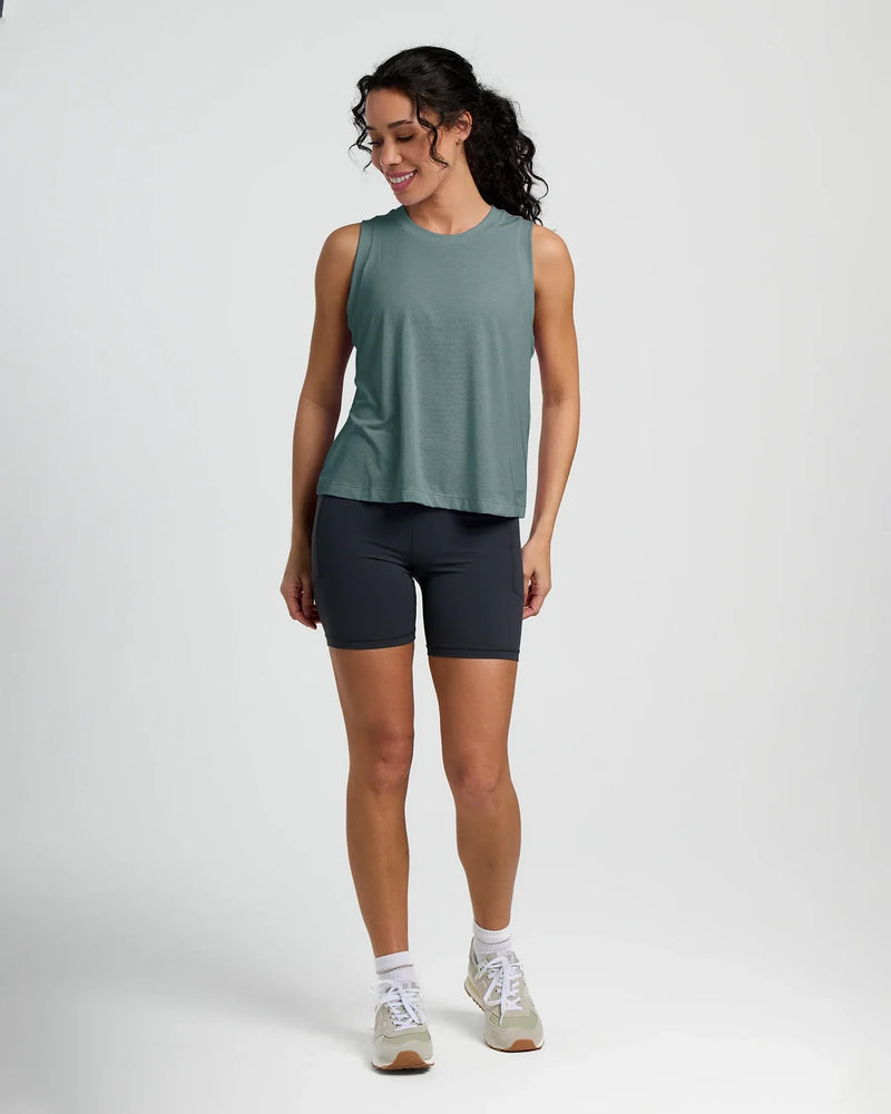 Load image into Gallery viewer, Free Fly Women's Elevate Lightweight Tank - Ski &amp; Tennis Station
