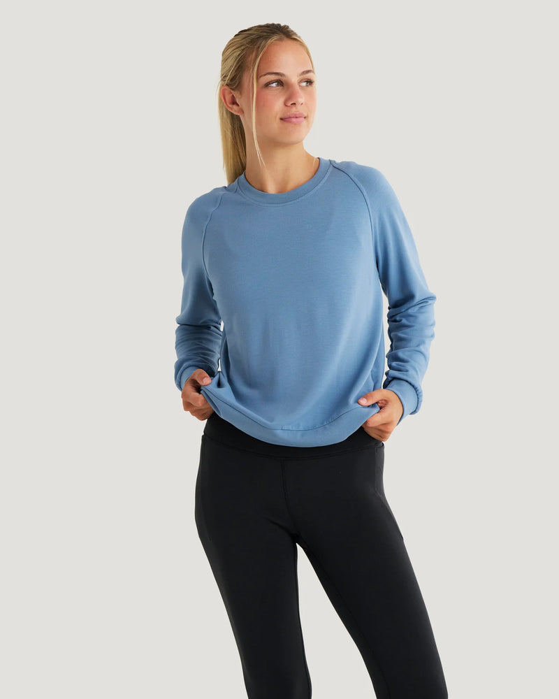 Load image into Gallery viewer, Free Fly Women's Bamboo Lightweight Fleece Crew
