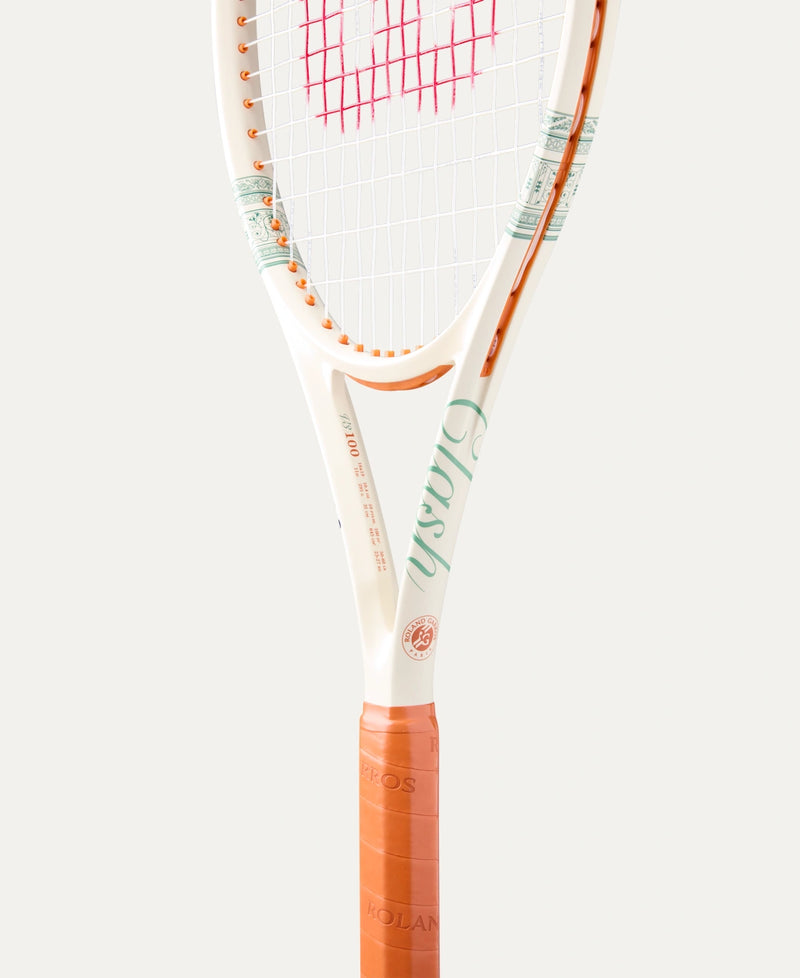 Load image into Gallery viewer, Wilson Clash 100 V3 Roland-Garros Tennis Racquet 2026 - Ski &amp; Tennis Station
