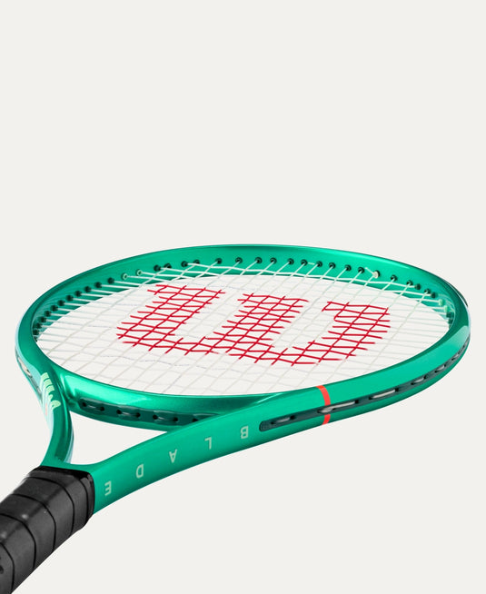 Wilson Blade 26 V10 Junior Tennis Racket