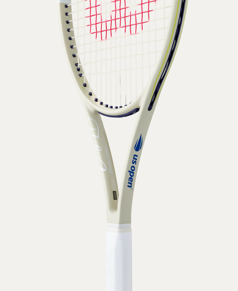 Load image into Gallery viewer, Wilson US Open 2026 Blade 98 16x19 V10 Tennis Racket
