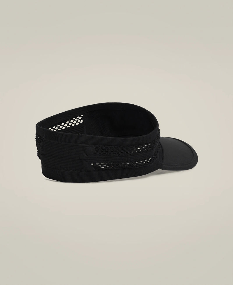Load image into Gallery viewer, Wilson Seamless Lightweight Performance Visor
